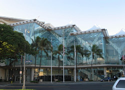 会場のハワイコンベンションセンターです。